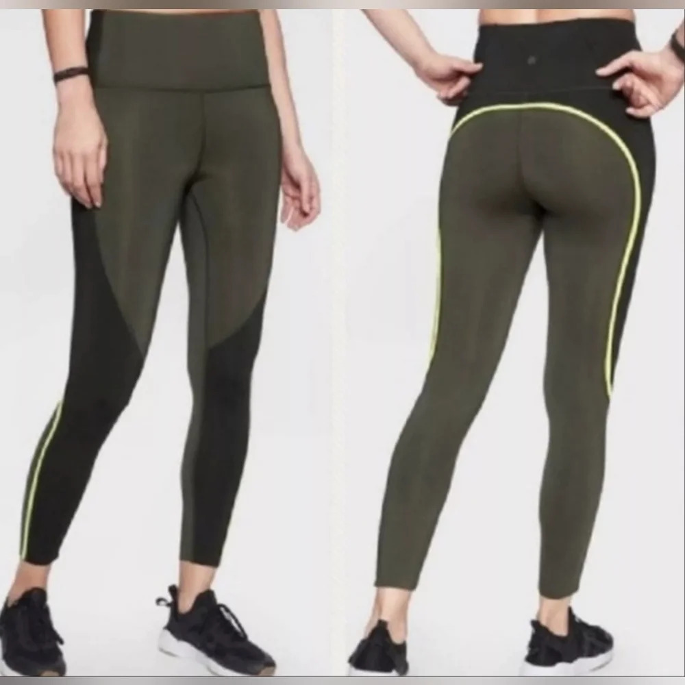 ATHLETA SPAR COLORBLOCK BLACK OLIVE NEON 7/8 TIGHT SIZE Medium